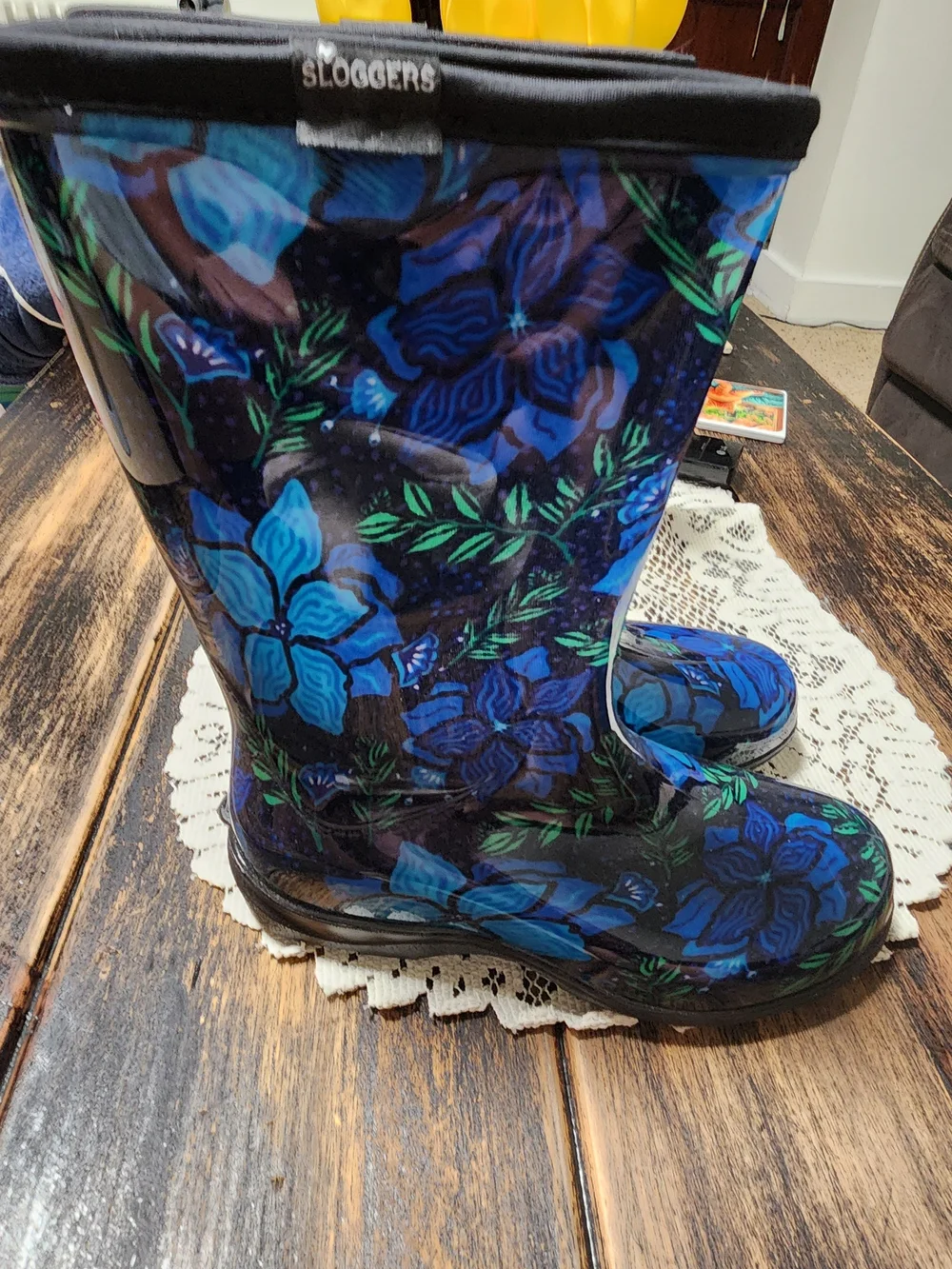 Sloggers Midsummer Blue Floral Rain Boots Size 6 NWOT